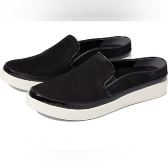 Vionic Shoes - Vionic effortless women’s Black Slip-On Loafers with White Sole